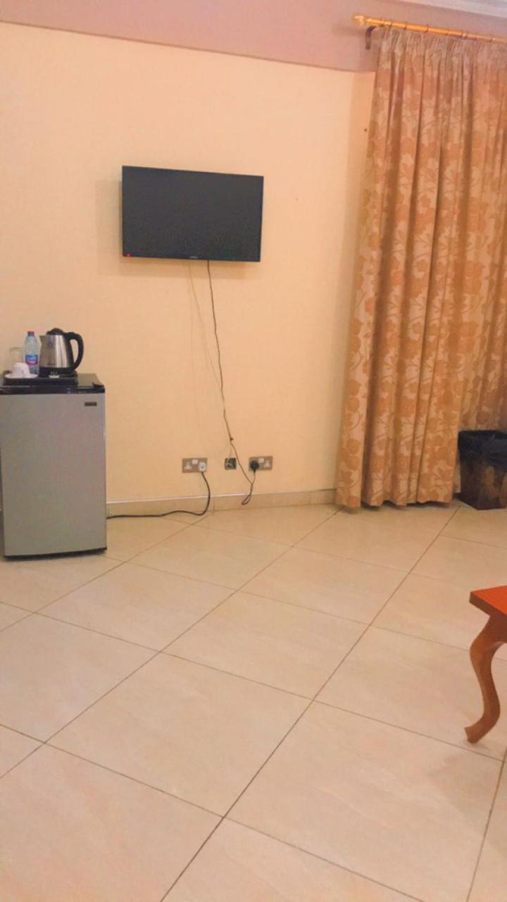 チャールストン ホテル アクラ 部屋 写真